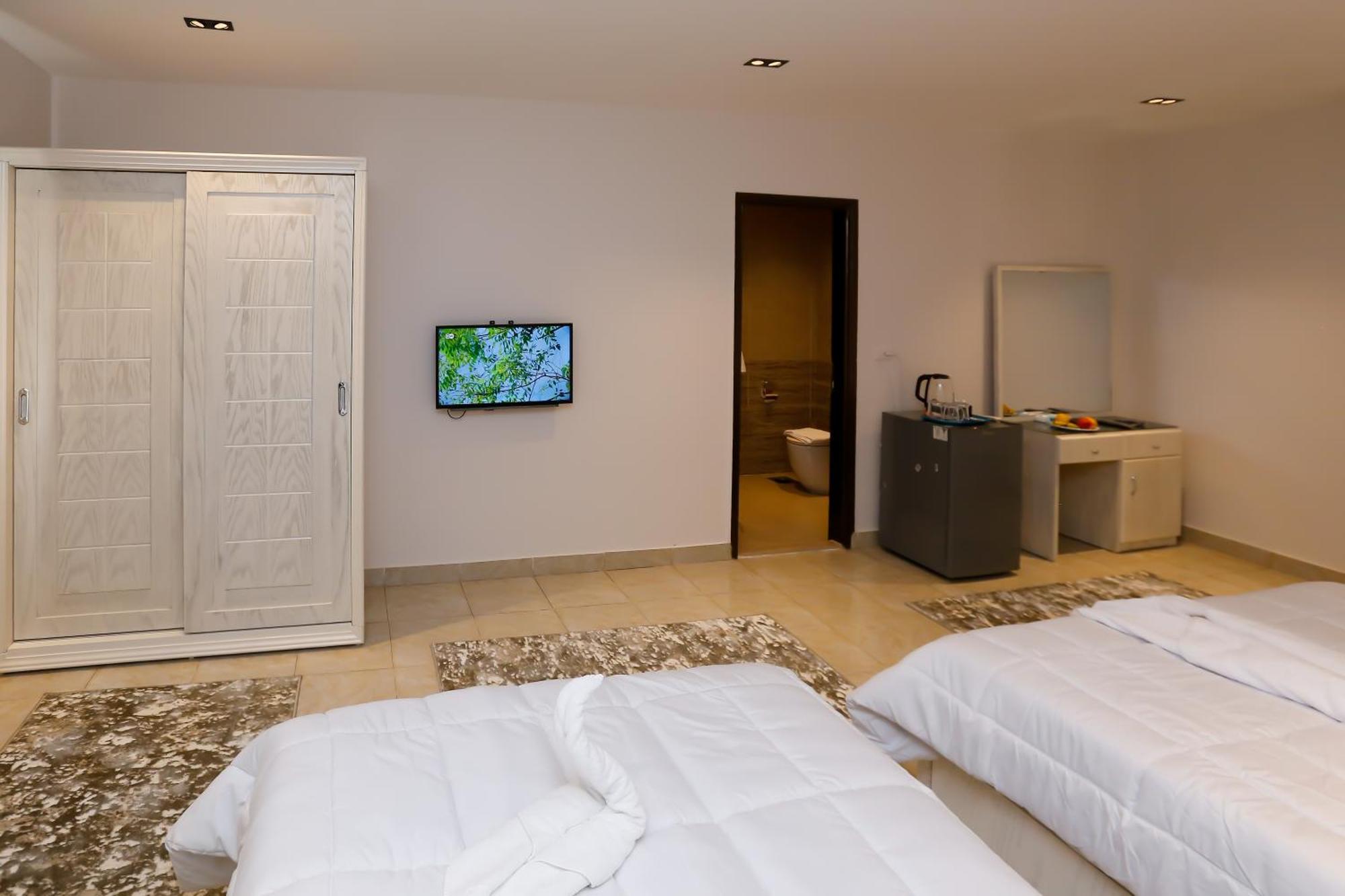 Pyramids Land Palace Kafrat al Jabal Экстерьер фото