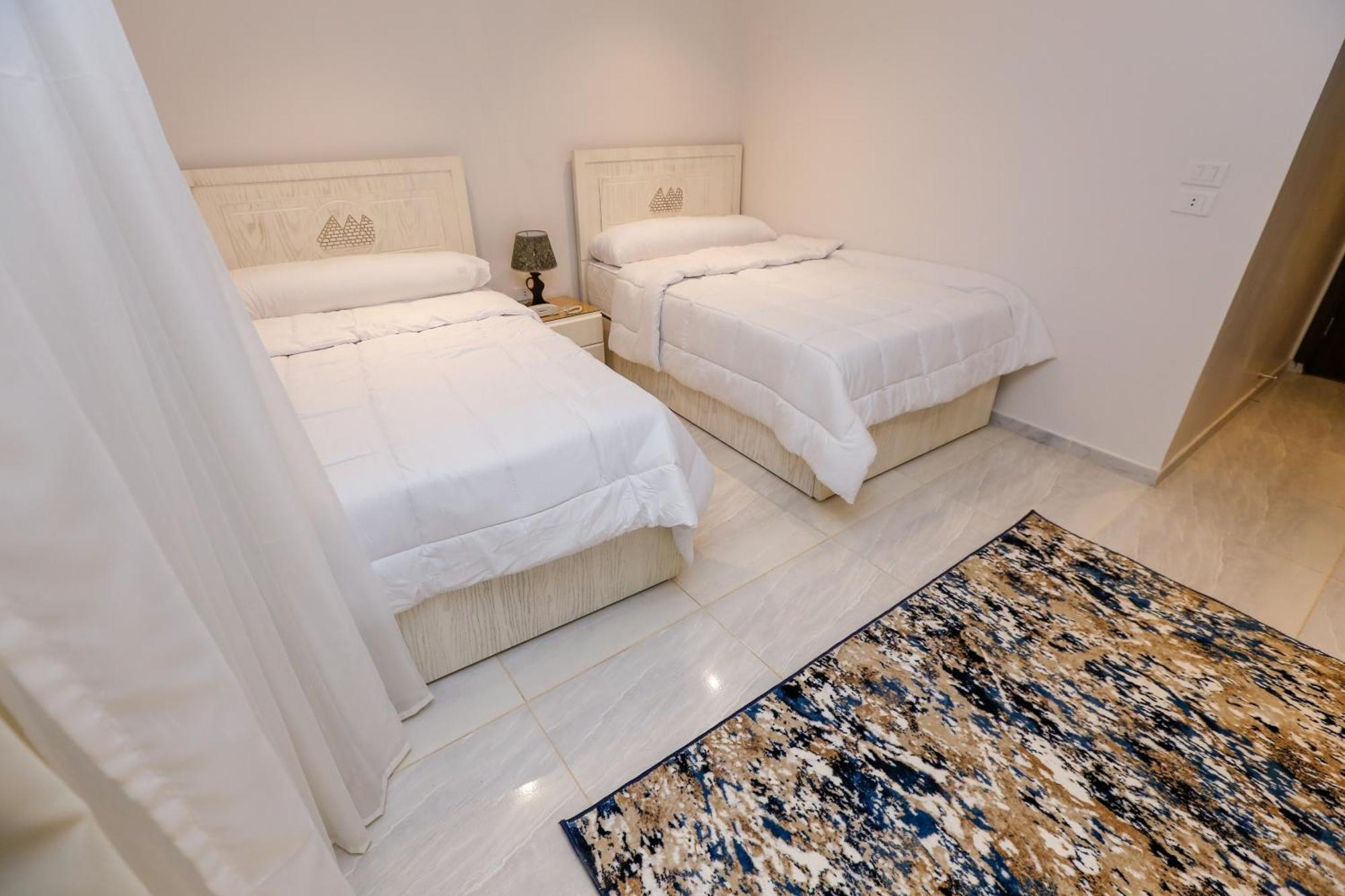 Pyramids Land Palace Kafrat al Jabal Экстерьер фото
