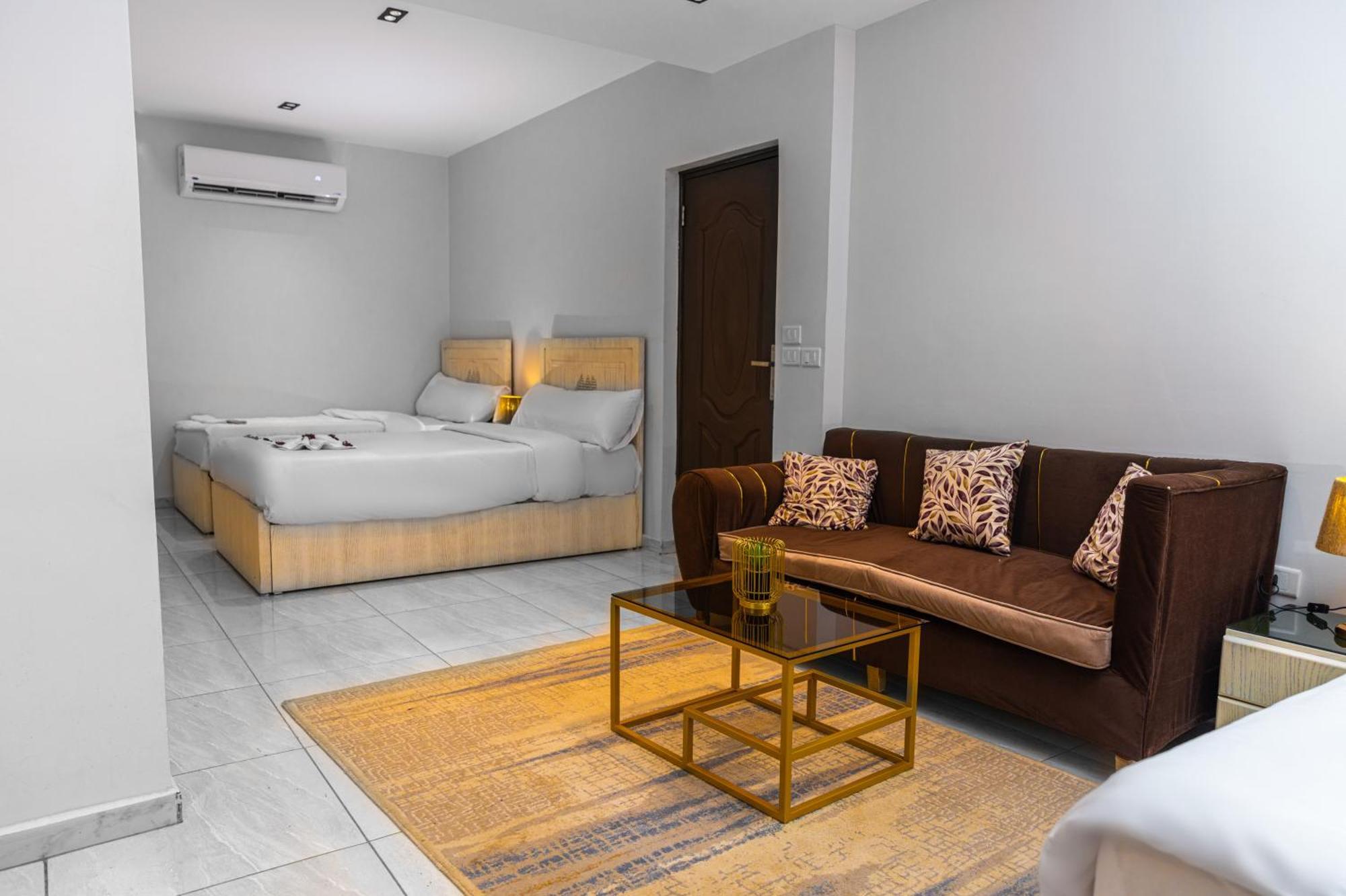 Pyramids Land Palace Kafrat al Jabal Экстерьер фото