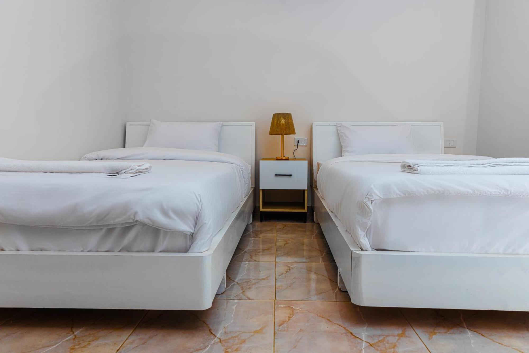 Pyramids Land Palace Kafrat al Jabal Экстерьер фото