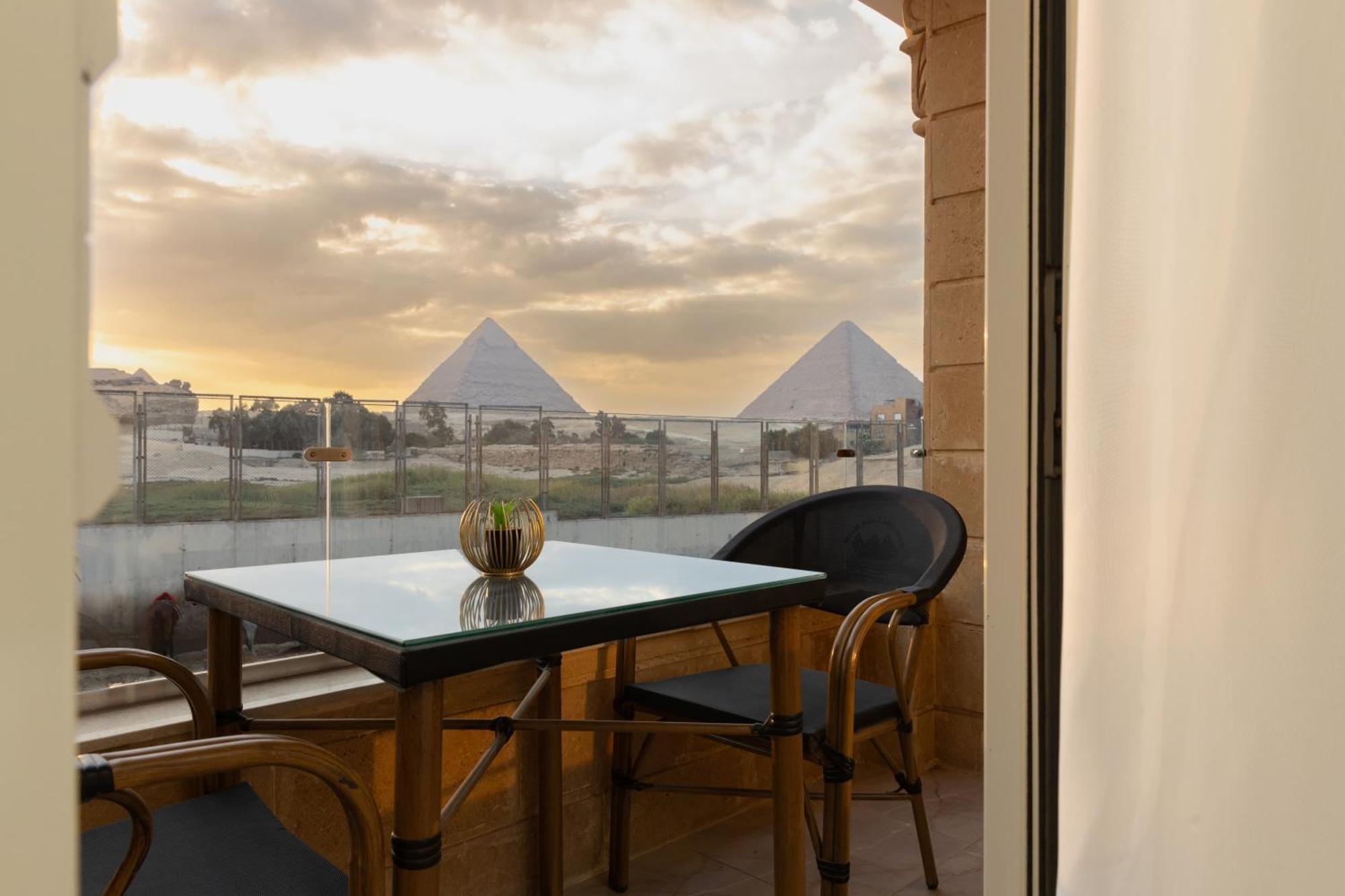 Pyramids Land Palace Kafrat al Jabal Экстерьер фото
